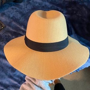 Women’s hat